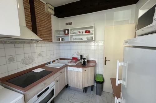 Apartamento Studio 50 M From The Beach - Very Quiet Street