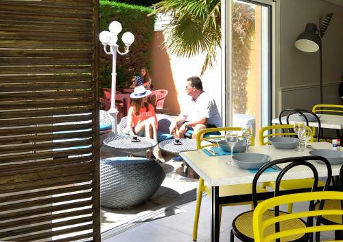 Camping L'abri Des Pins