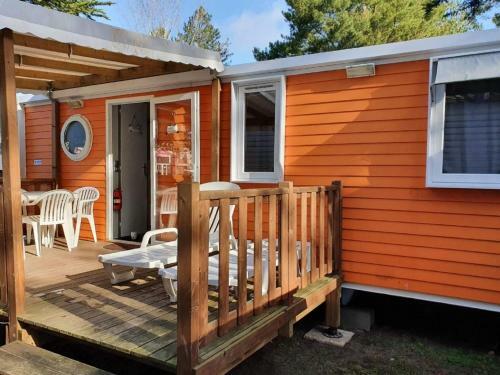 Endearing Mobile Home In Saint-jean-de-mont With Jacuzzi