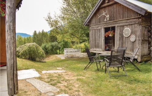 Holiday Home V�g� Sj�rdalen