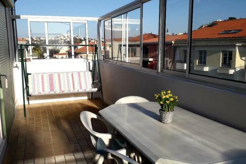 Apartamento Apt With Terrace At 10min Walk From The Beach