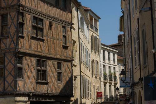 Saint-lary-soulan Chateau Sleeps 21 Pool Wifi