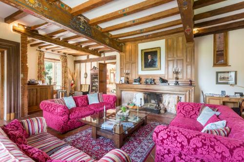 Saint-lary-soulan Chateau Sleeps 21 Pool Wifi