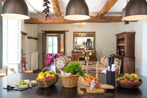 Saint-lary-soulan Chateau Sleeps 21 Pool Wifi