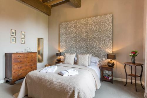 Saint-lary-soulan Chateau Sleeps 21 Pool Wifi