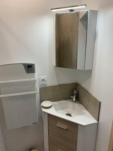 Apartamento Nice Studio In Toulon