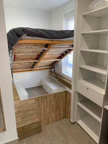 Apartamento Nice Studio In Toulon