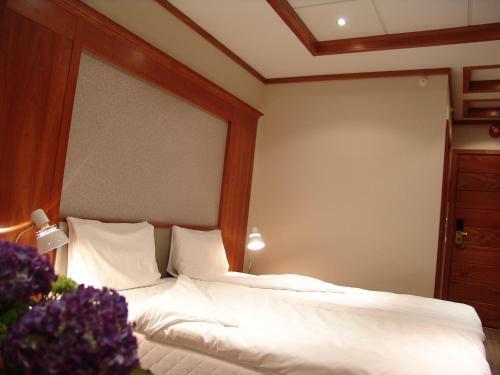 Alver Hotel