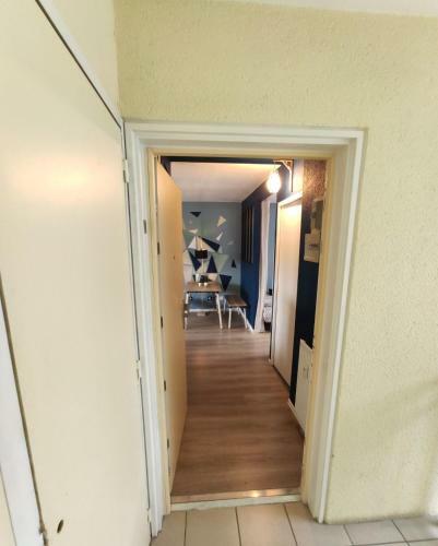 Apartamento L'�glantine - Proche Centre - Free Parking - Airbus