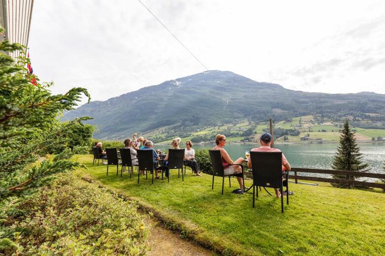 Olden Fjordhotel