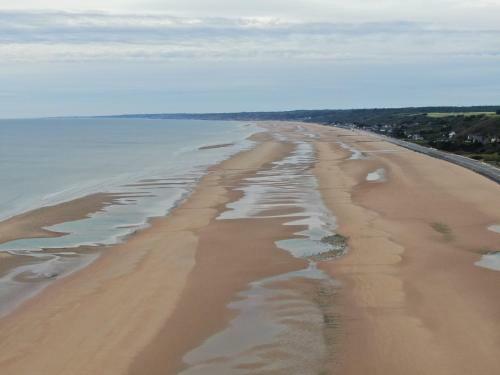Manoir De L?ormel Omaha Beach