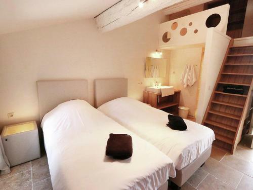 Alluring Apartment In Villes�que With Jacuzzi