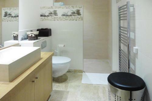 Apartamento Holiday Flat Les Issambres - Caz01100d-p