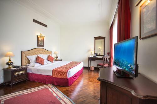 Grand Hotel, Kathmandu