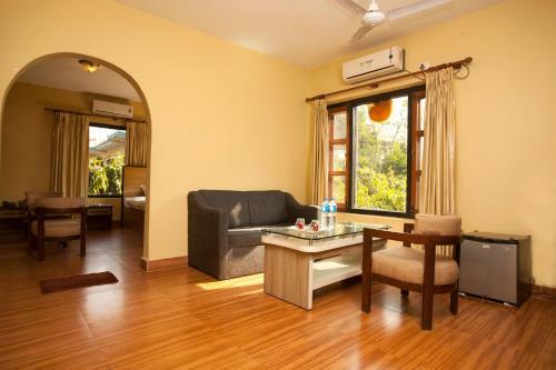 Jungle Safari Lodge