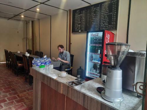 Hostal Grand Millennium Guest House