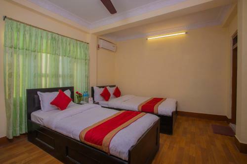 Hostal Grand Millennium Guest House