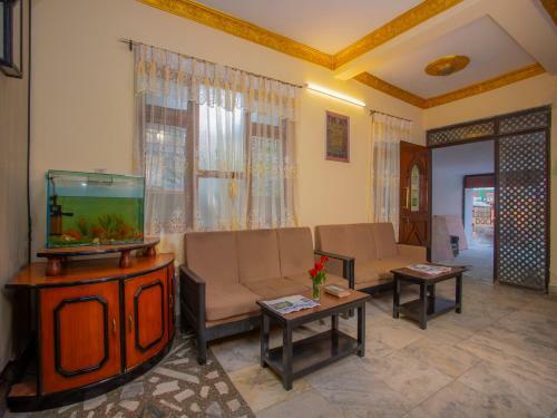 Hostal Grand Millennium Guest House