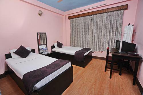 Hostal Acme Guest House