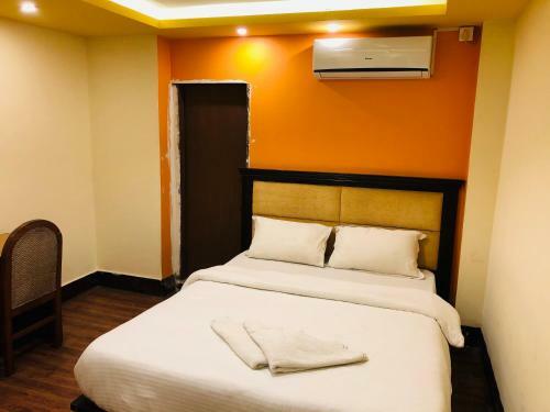 Hotel Trekkers Home