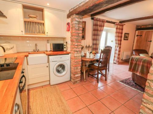 Holly Cottage
