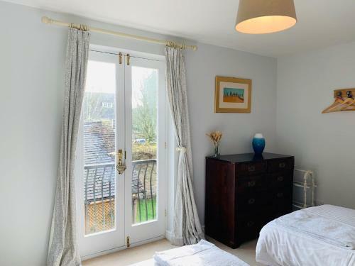 Hostal Glebe House