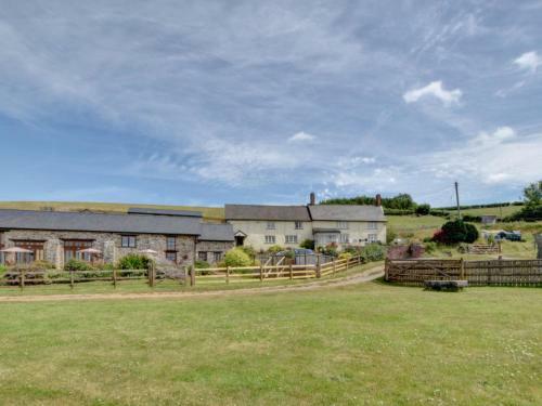 Holiday Home Threshing Barn