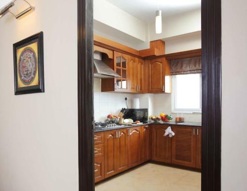 Retreat Serviced Apartment
