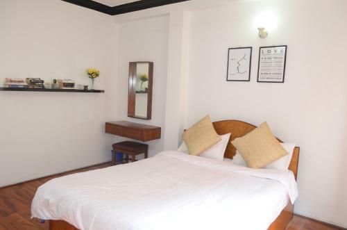 Bed & Breakfast Hotel Holy Lodge