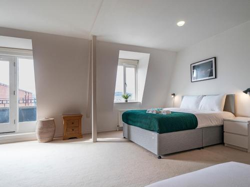 Apartamento Stunning 2br Penthouse Loft In Cathedral Quarter