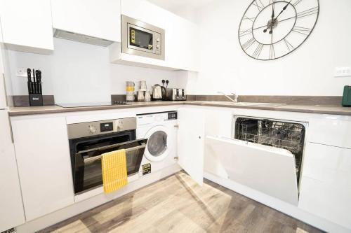 Cosy New-build Apartment With Netflix