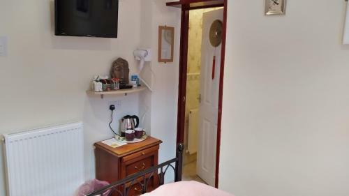 Hostal Selenite Guest House
