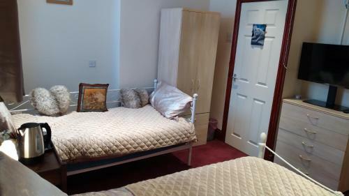 Hostal Selenite Guest House