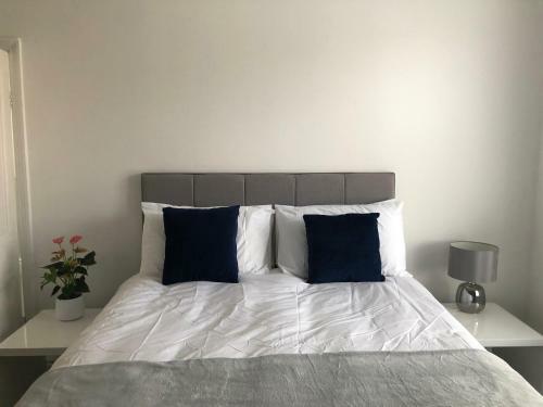 Sapphire Suite Sasco Apartments