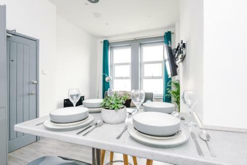 Empire Blackpool Apartments - Tyldesley Road