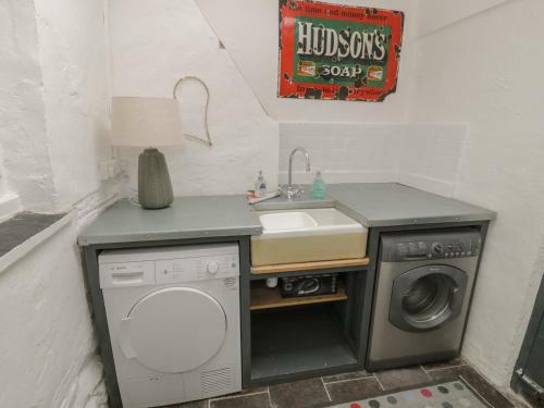 5 Bryn Tirion