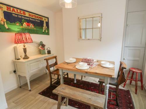 5 Bryn Tirion
