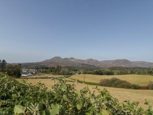 5 Bryn Tirion