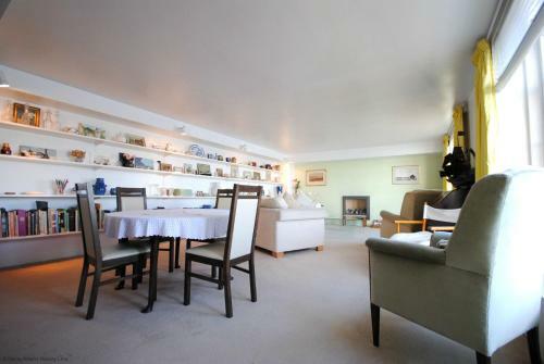 Oysters, Bosham