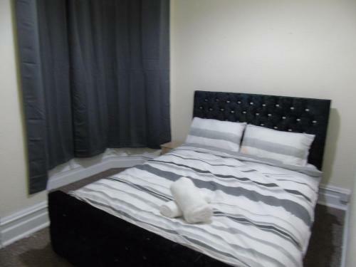 2-bed Apartment-1 In Bolton