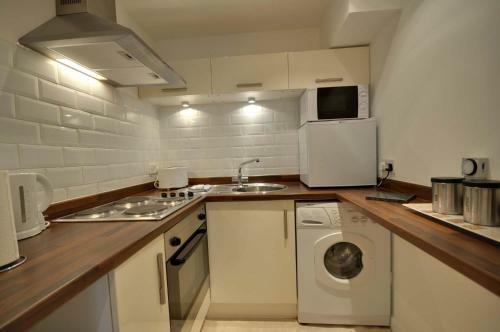 82 Westcliff Studio