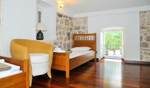 Perast Waterfront Apartments