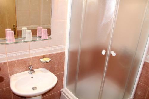 Hostal Guest House Tomanovic
