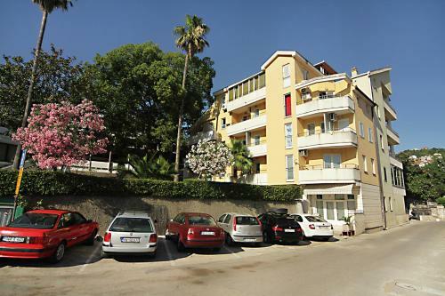 Apartment Djurovic