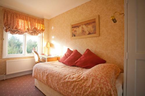 Fines Bayliwick Hotel