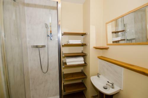 Braemar Apartment
