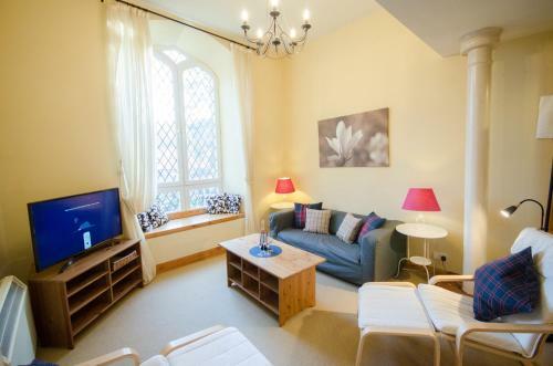 Braemar Apartment