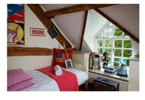 Beautiful 6-bed Home In Brecon