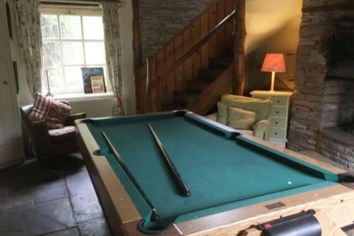 Beautiful 6-bed Home In Brecon