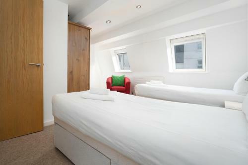 Trafalgar House Apartment Two